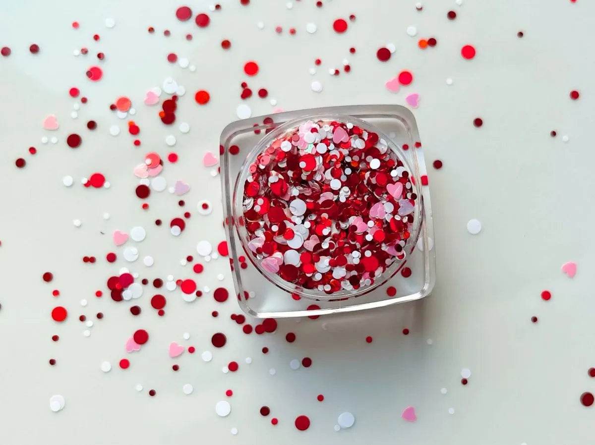 Gel à paillettes pour le visage et les cœurs roses à pois blancs et rouges pour la Saint - Valentin - Glitter